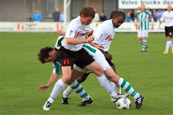 SVZW - SC Genemuiden (Foto Helmich Lubberts).